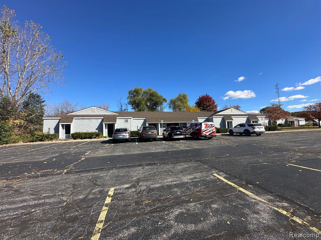 6317 TAYLOR Drive, Flint, MI 48507 — Photo 34