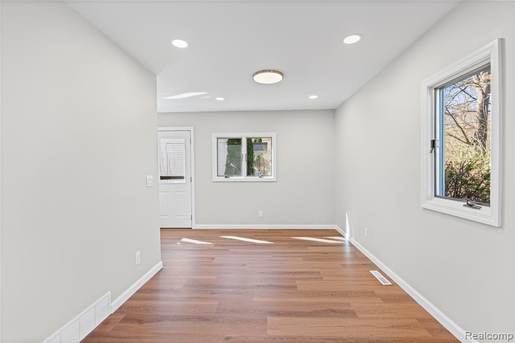 6273 Cold Spring Trail, Grand Blanc, MI 48439 — Photo 16