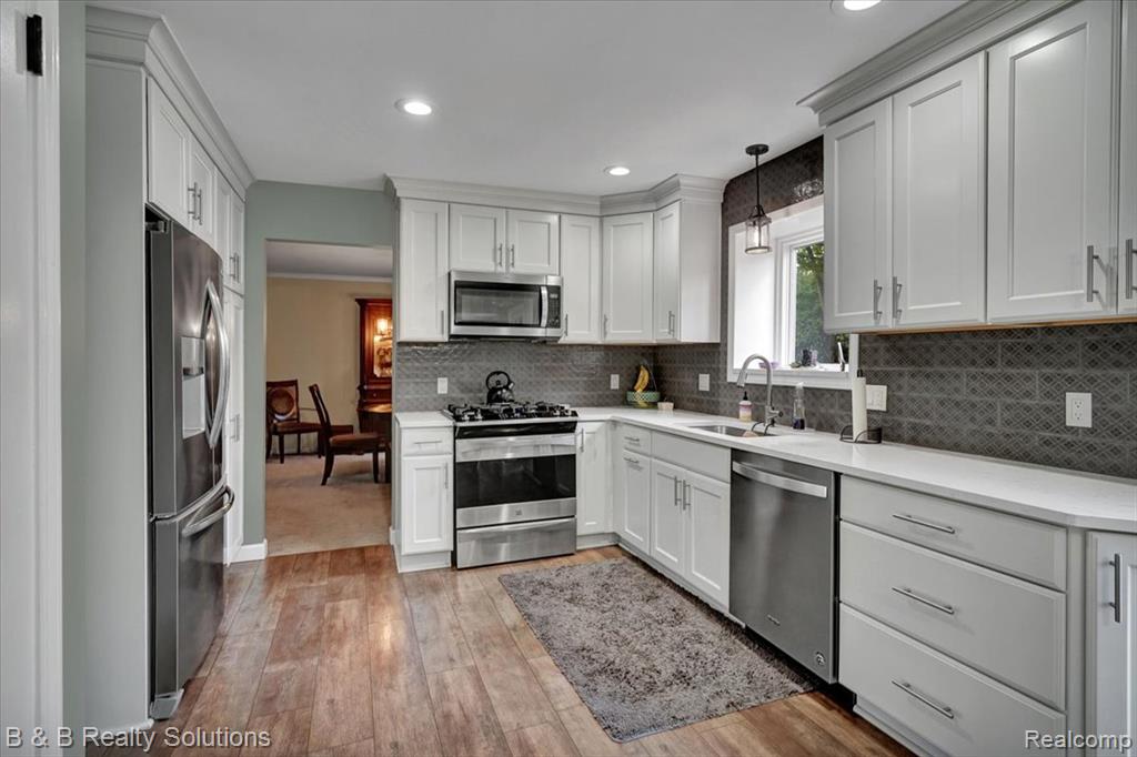 6750 Wing Lake Road, Bloomfield Hills, MI 48301 — Photo 12