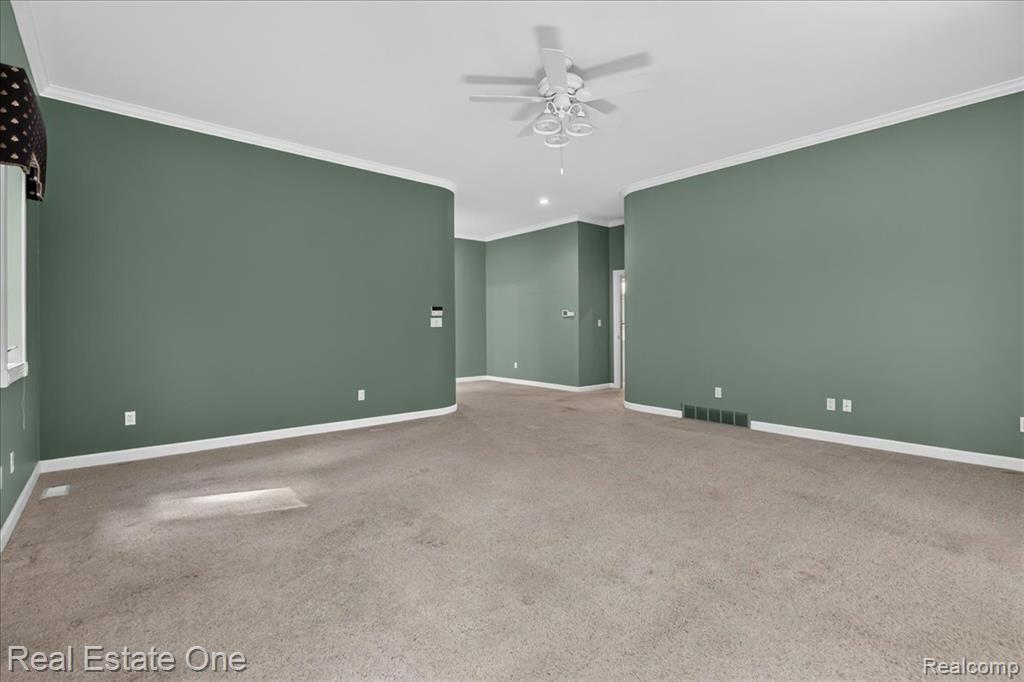 425 Courtney Road, Leonard, MI 48367 — Photo 42