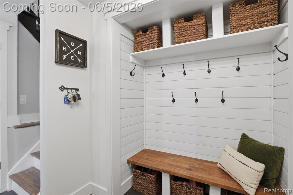 5080 Pleasant Valley Road, Brighton, MI 48114 — Photo 23