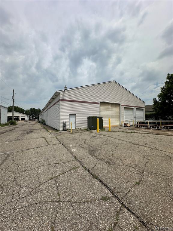 4600 N Grand River Avenue, Lansing, MI 48906 — Photo 3