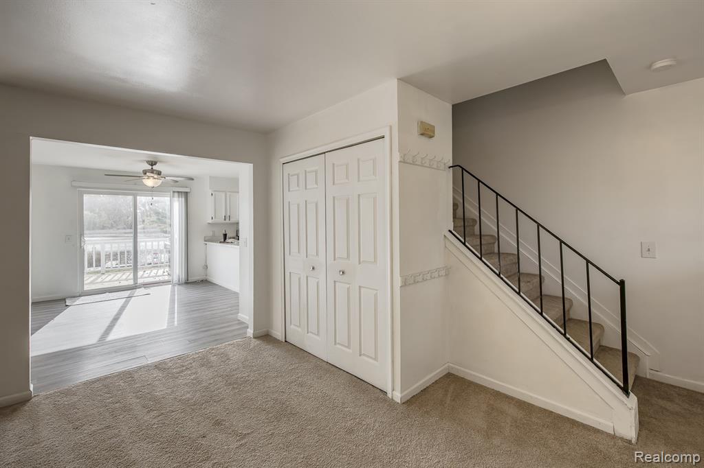 4851 Shoreline Boulevard, Waterford, MI 48329 — Photo 18