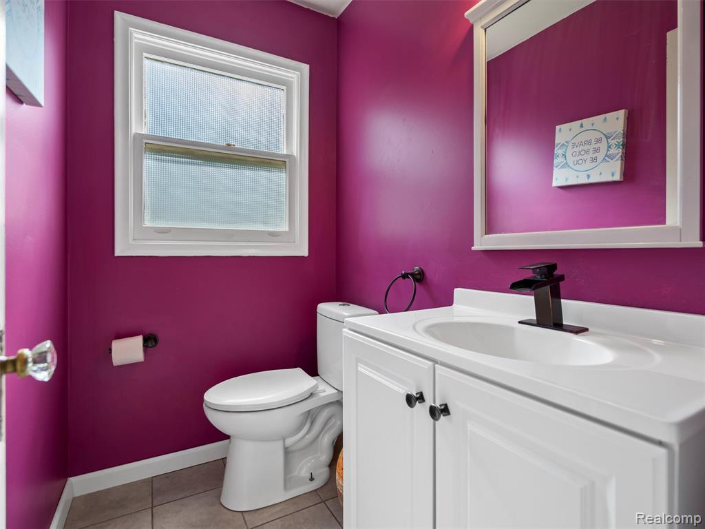 8497 Hickory Hill Drive, Grand Blanc, MI 48439 — Photo 22