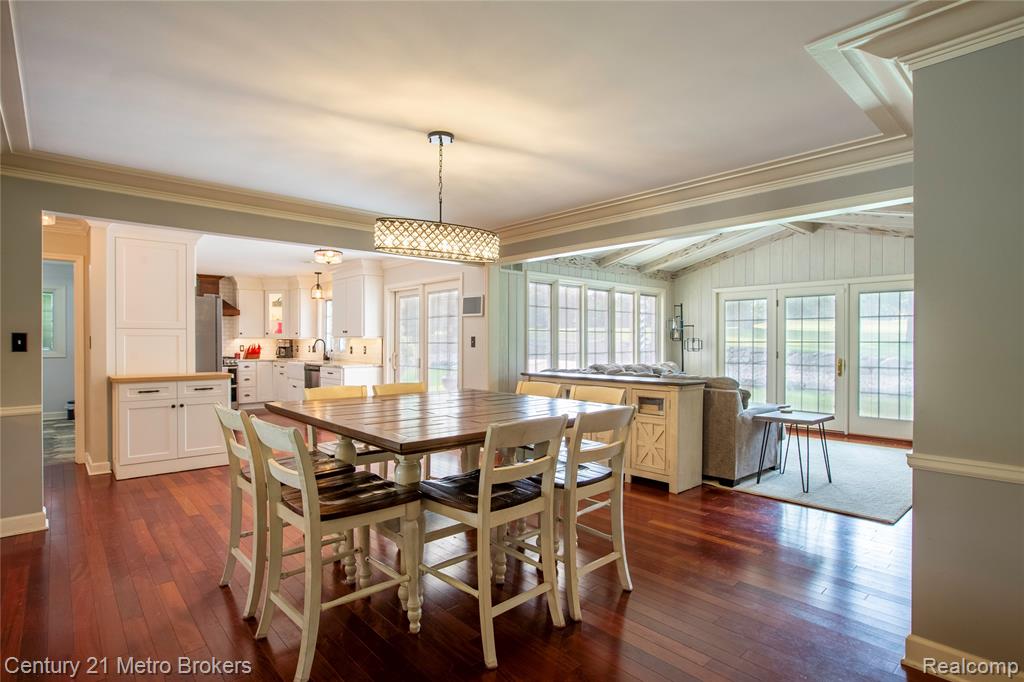 9270 Hidden Valley Court, Grand Blanc, MI 48439 — Photo 19