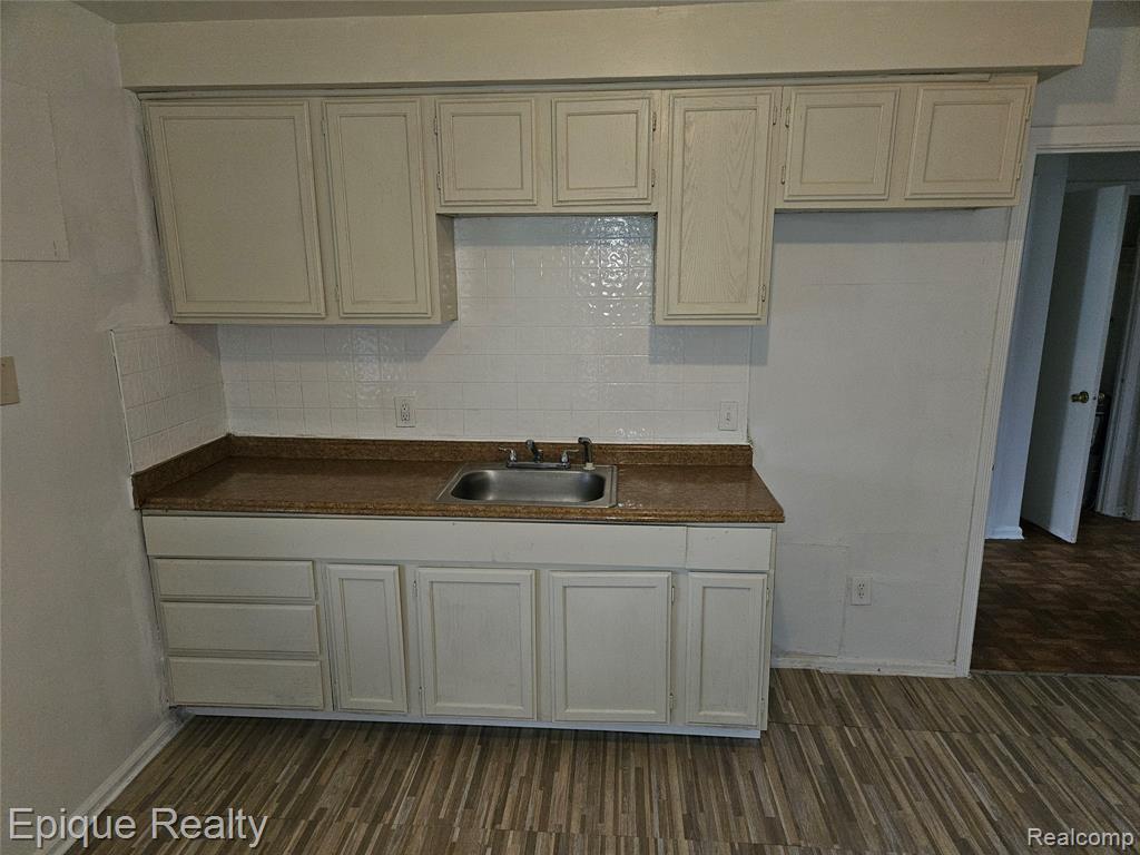 7341 Evergreen Avenue, Detroit, MI 48228 — Photo 11