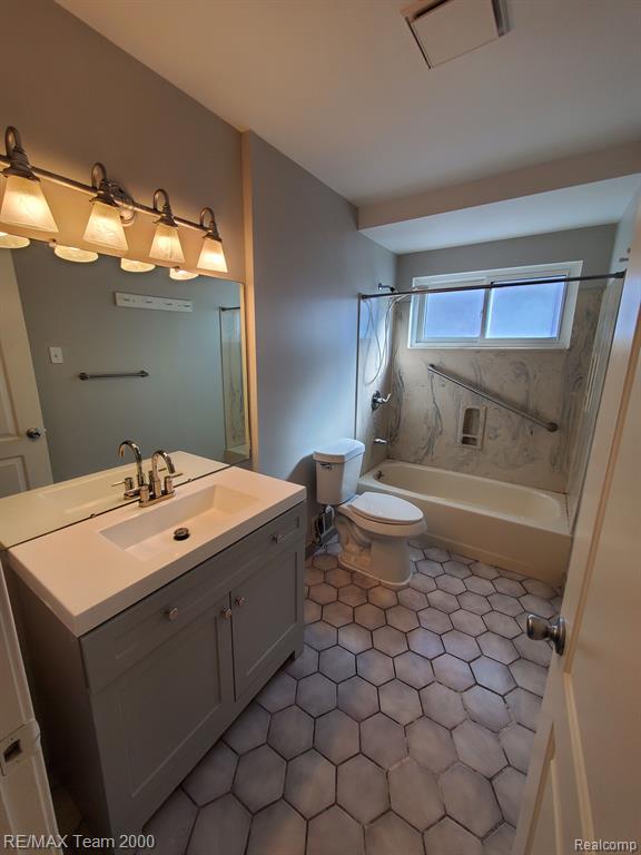 4639 KINGSTON Street, Dearborn Heights, MI 48125 — Photo 10