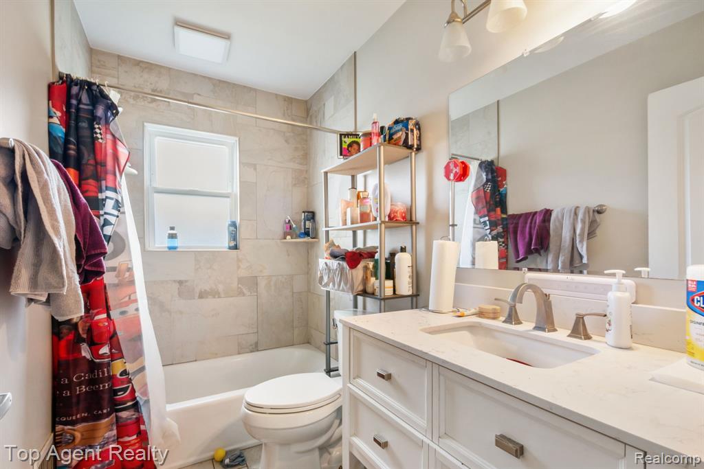 9903 Ruth Avenue, Allen Park, MI 48101 — Photo 9