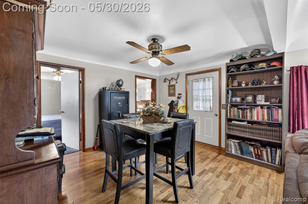 304 W Ridge Street, Owosso, MI 48867 — Photo 11