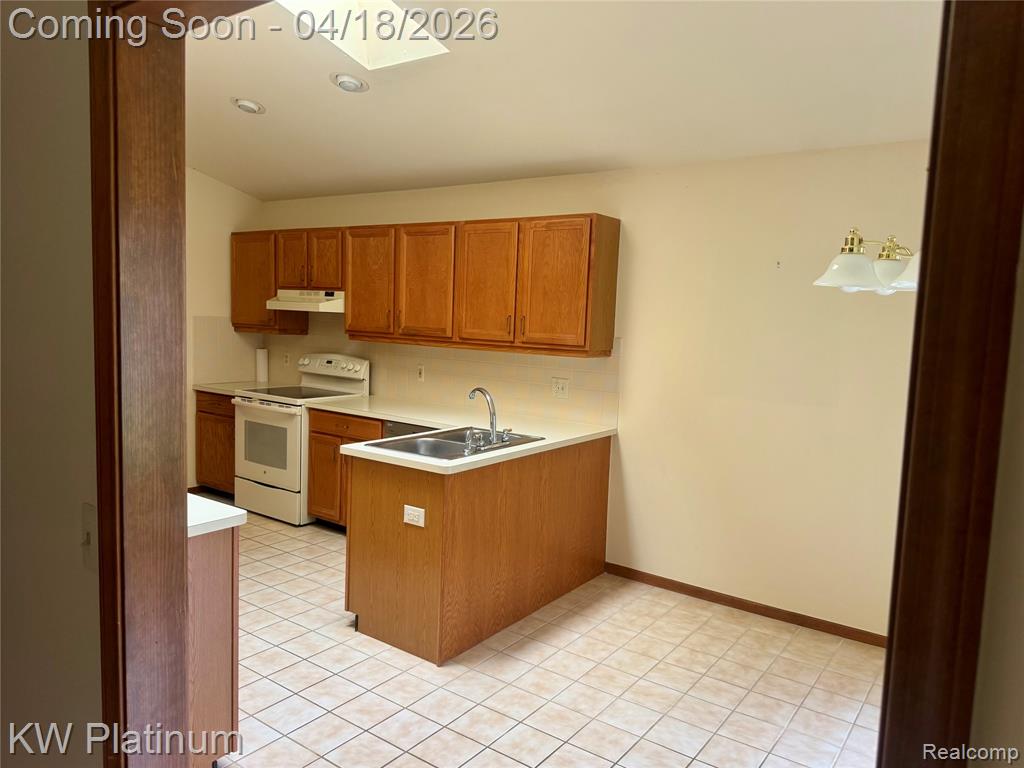 41378 Fortuna Drive E, 125, Clinton Twp, MI 48038 — Photo 8