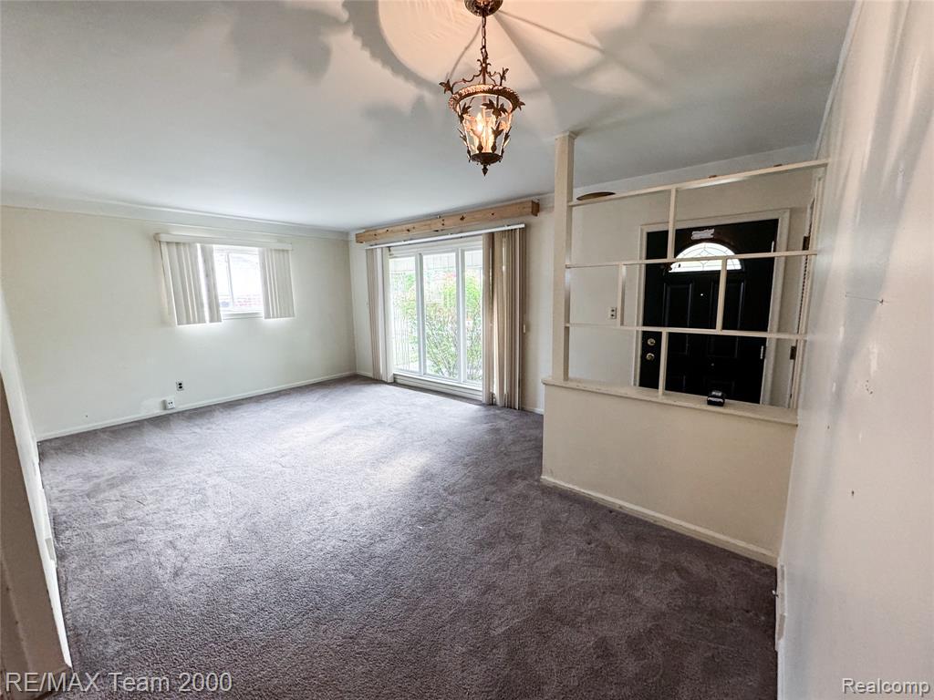 7310 PLAINFIELD Street, Dearborn Heights, MI 48127 — Photo 2