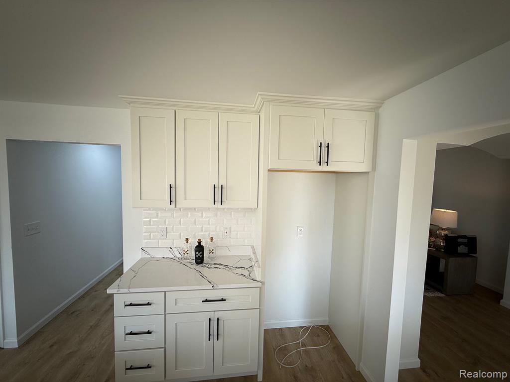 6440 Sadie Lane, Belleville, MI 48111 — Photo 18