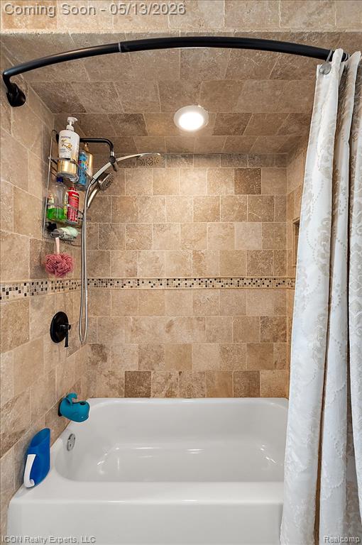 2720 Bridle Road, Bloomfield Hills, MI 48304 — Photo 19