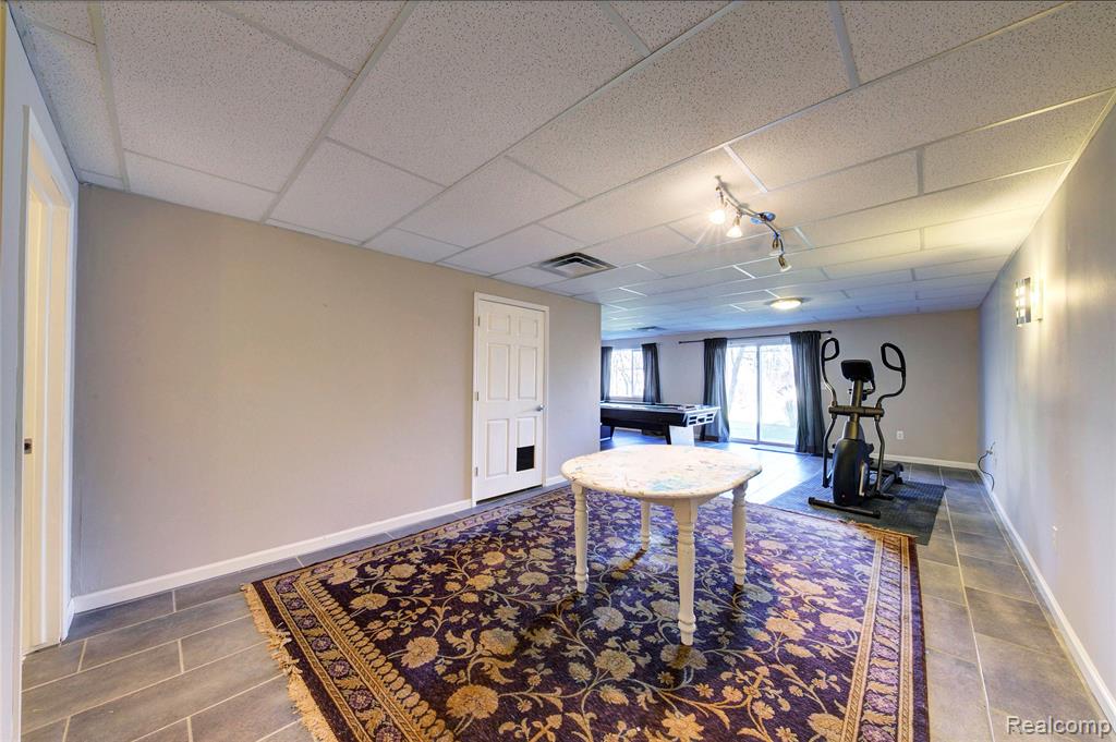1040 Spirea, Howell, MI 48843 — Photo 29