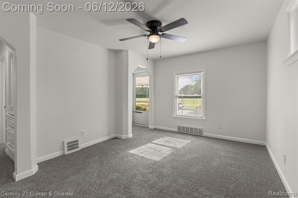6719 Parkland Street, Dearborn Heights, MI 48127 — Photo 3