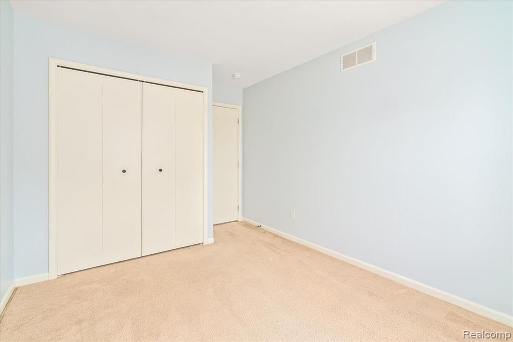 7329 Greenfield Street, Ypsilanti, MI 48197 — Photo 17