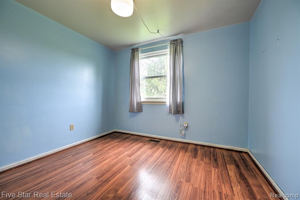 1857 E Rose Center Road, Holly, MI 48442 — Photo 24