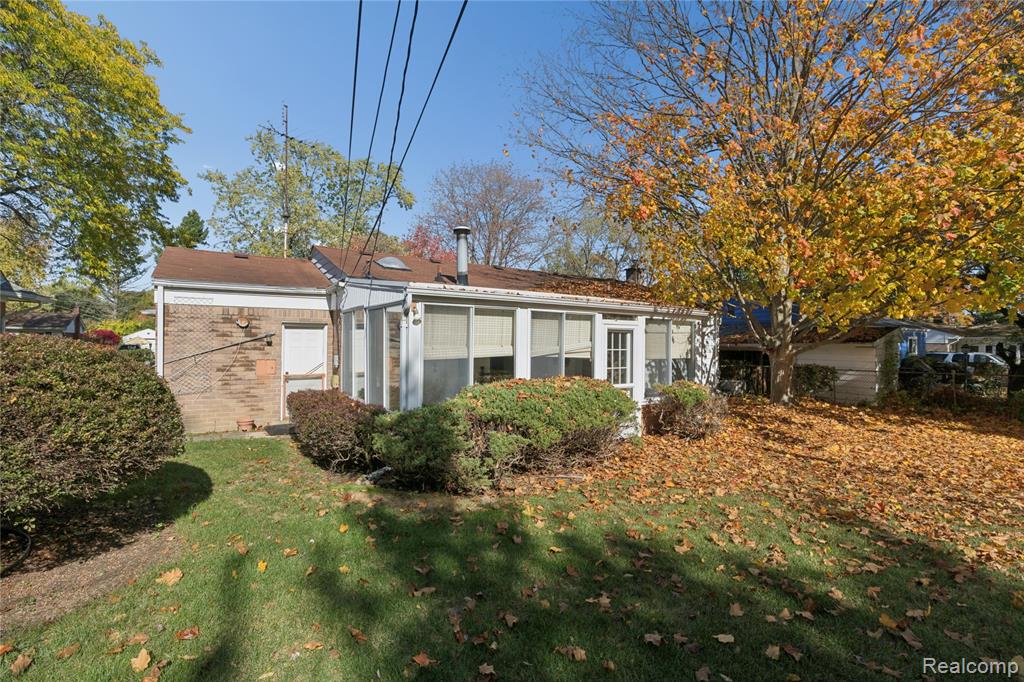 536 Rewold Drive, Rochester, MI 48307 — Photo 34