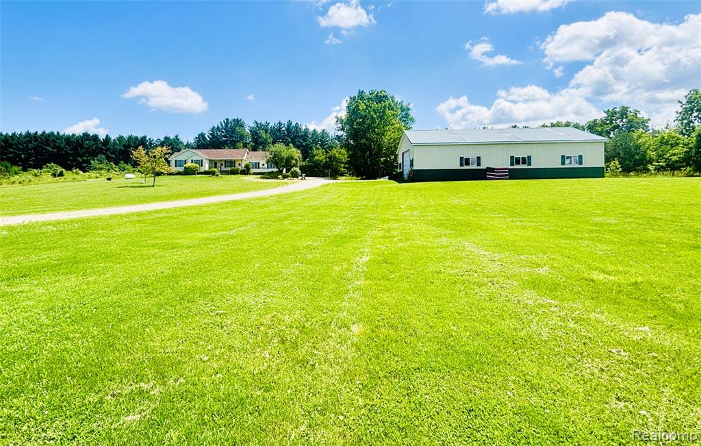 5422 Brown City Road, Brown, MI 48416 — Photo 4