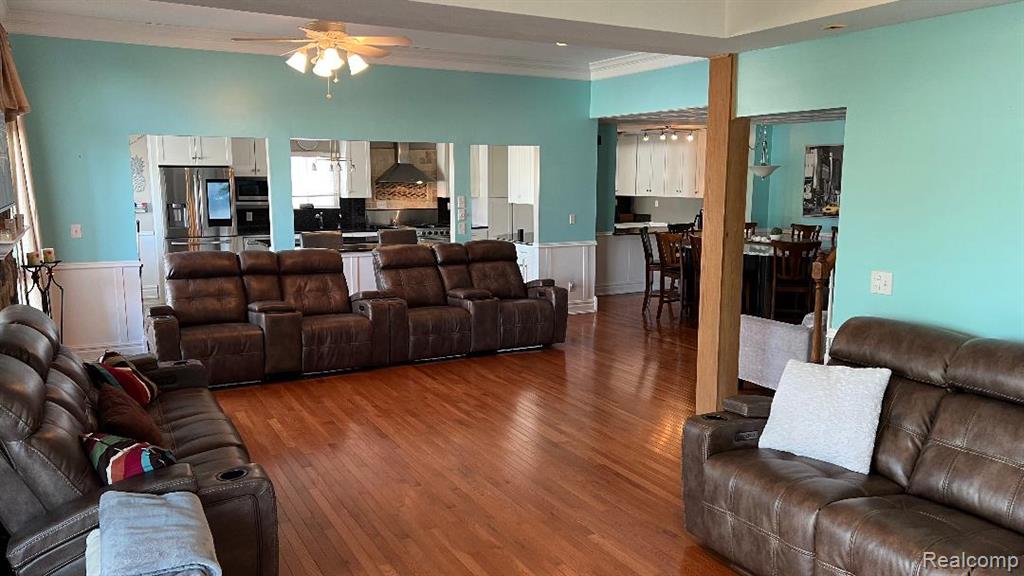 29049 Sugar Island Court, Gibraltar, MI — Photo 25