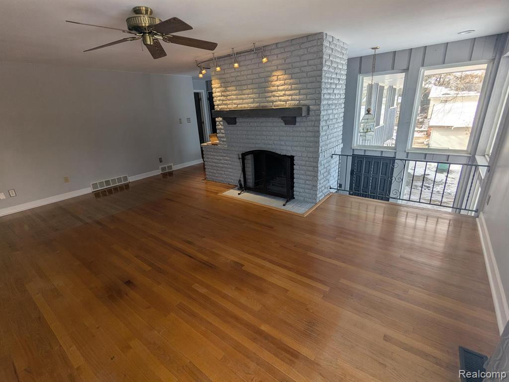 5155 Greenview, Clarkston, MI 48348 — Photo 4