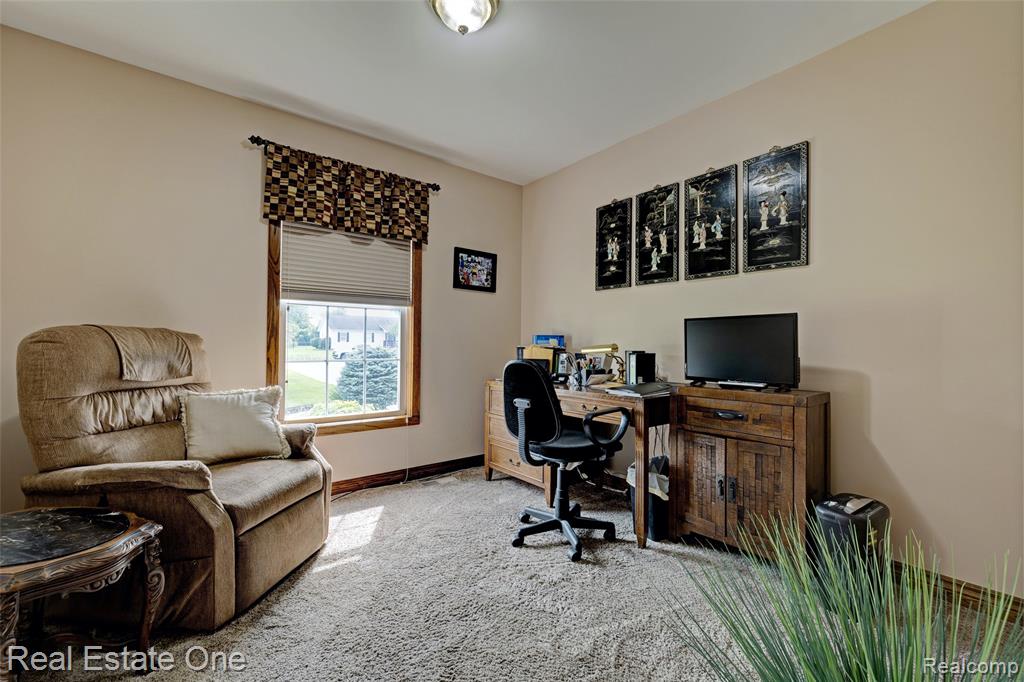 5899 Cobblestone Drive, Almont, MI 48461 — Photo 12