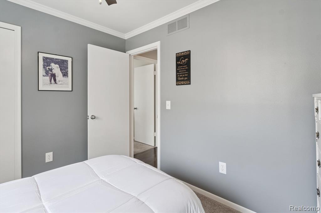 39659 Durand Drive, Sterling Heights, MI 48310 — Photo 14