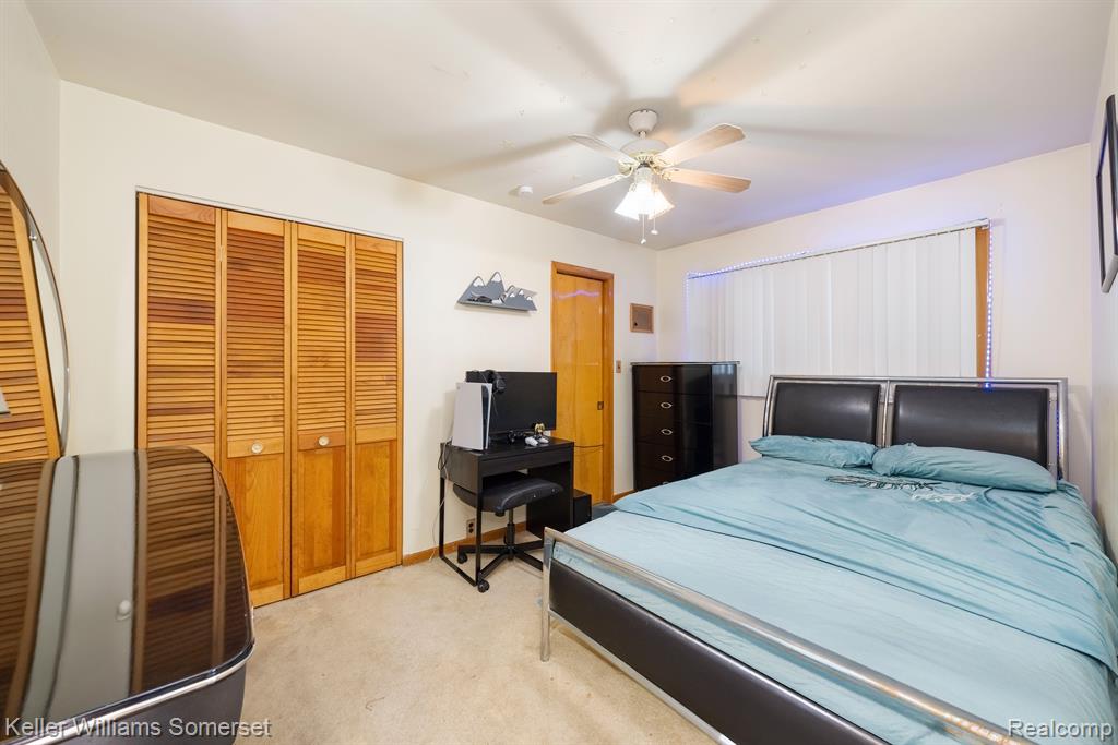 6569 HAWTHORNE Street, Garden City, MI — Photo 18