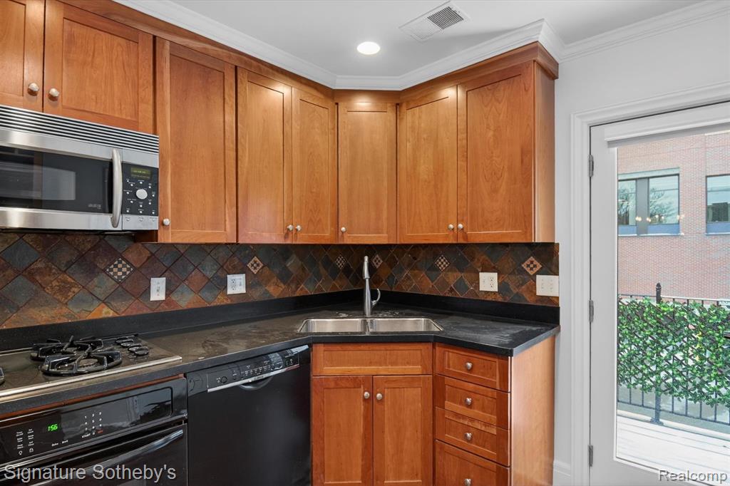 417 S Ashley Street, Ann Arbor, MI 48103 — Photo 17