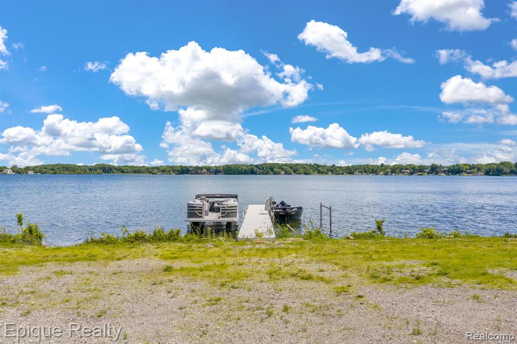 4058 Hunt Road, Lapeer, MI 48446 — Photo 23