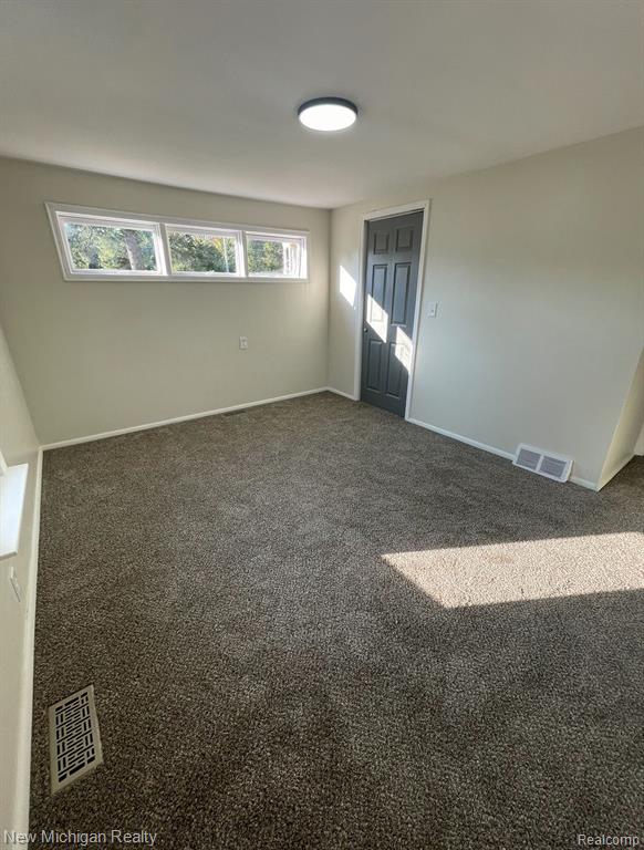 4262 W COURT Street, Flint, MI 48532 — Photo 9