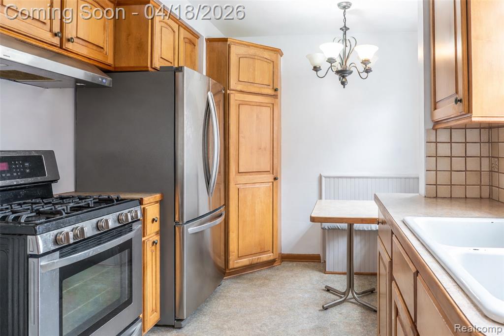 2446 22nd Street, Wyandotte, MI 48192 — Photo 4