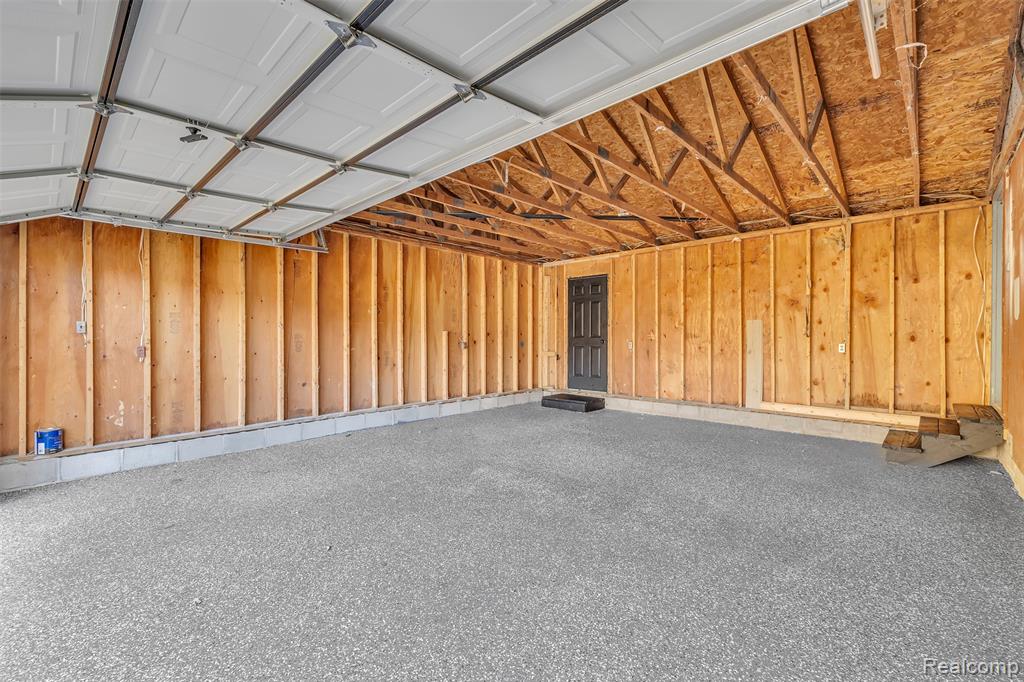 9063 Ashdown Avenue, White Lake, MI — Photo 32