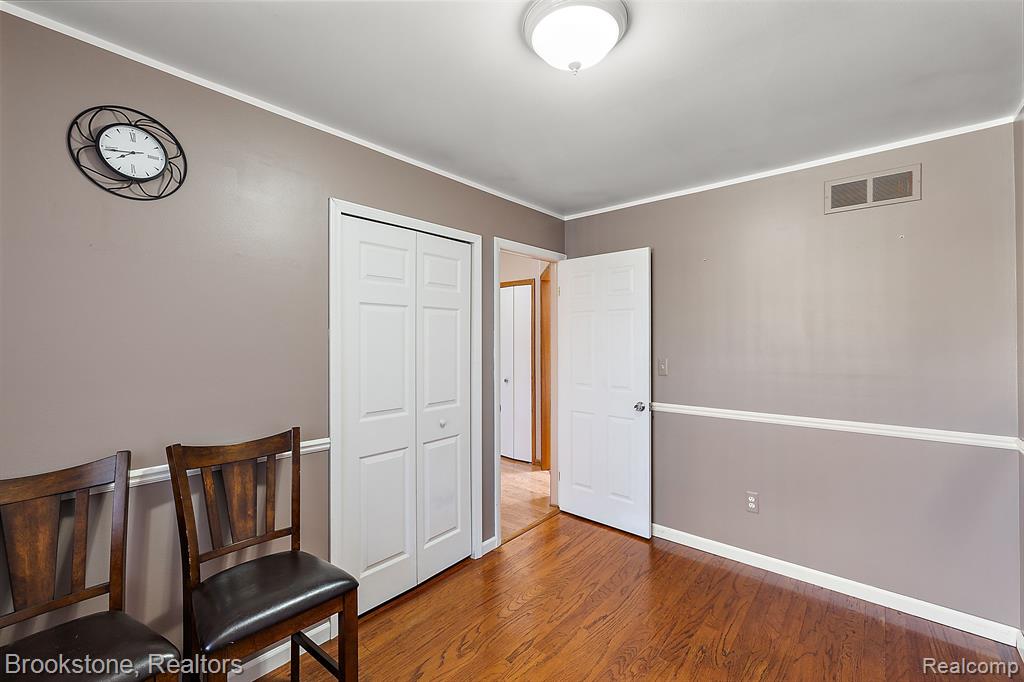 43258 HYDE PARK Drive, Sterling Heights, MI 48313 — Photo 47