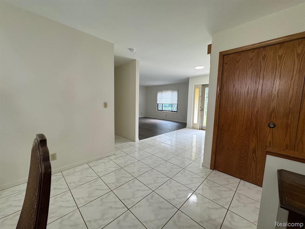40250 Pinetree Drive, Plymouth, MI 48170 — Photo 15