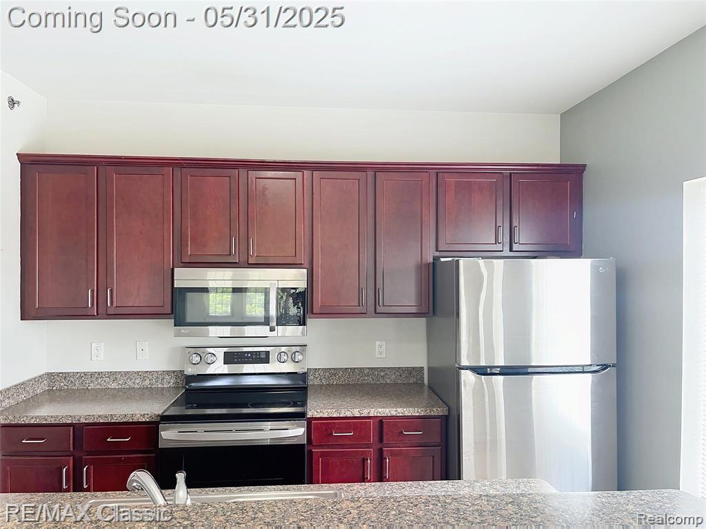 590 S Main Street, Plymouth, MI 48170 — Photo 6
