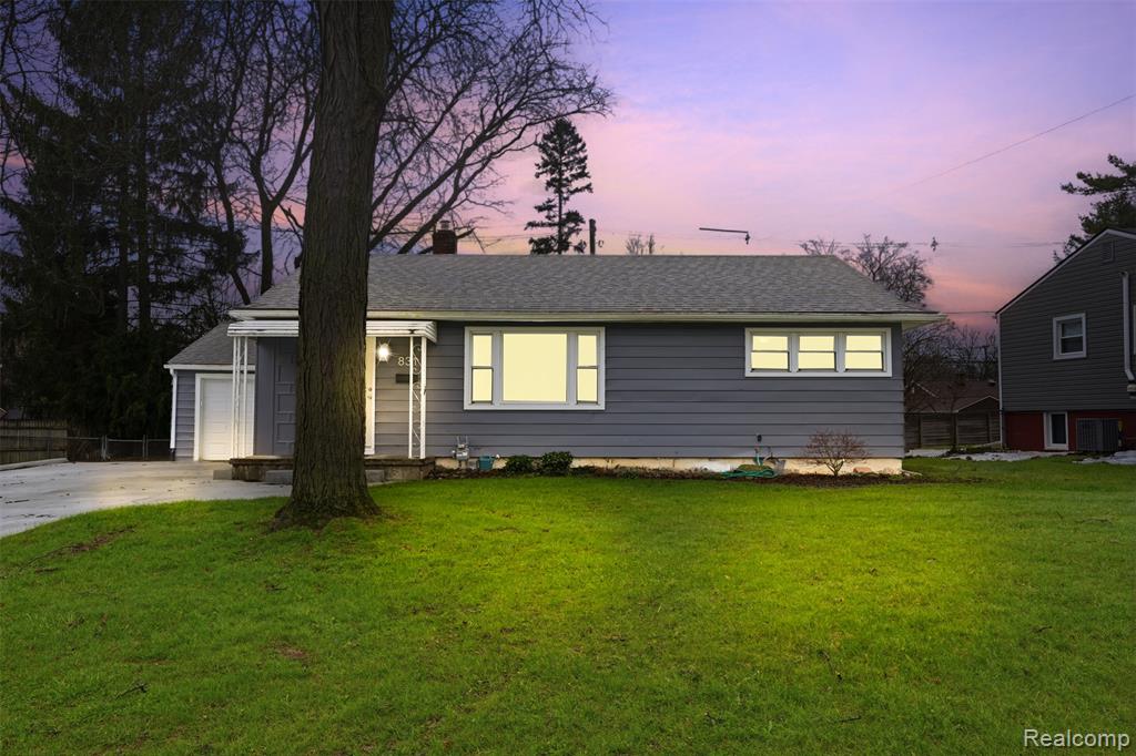 831 Loyola Drive, Ann Arbor, MI 48103 — Photo 40