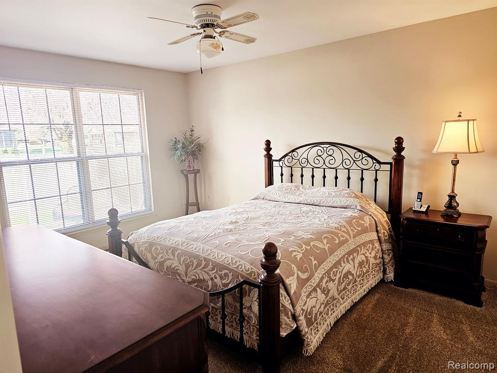 40703 Newport Dr, 249, Plymouth, MI 48170 — Photo 17