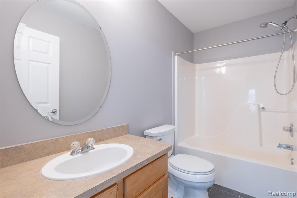 618 RUSTIC Trail, Linden, MI 48451 — Photo 16