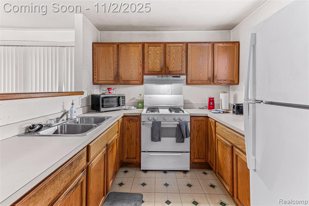 3364 Tillman Street, Detroit, MI 48208 — Photo 9