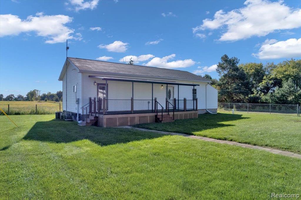 763 ELMWOOD Road, Fostoria, MI 48435 — front exterior