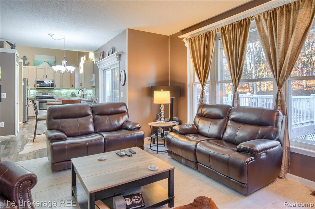 2653 Ravine Side Lane N, Howell, MI 48843 — Photo 30