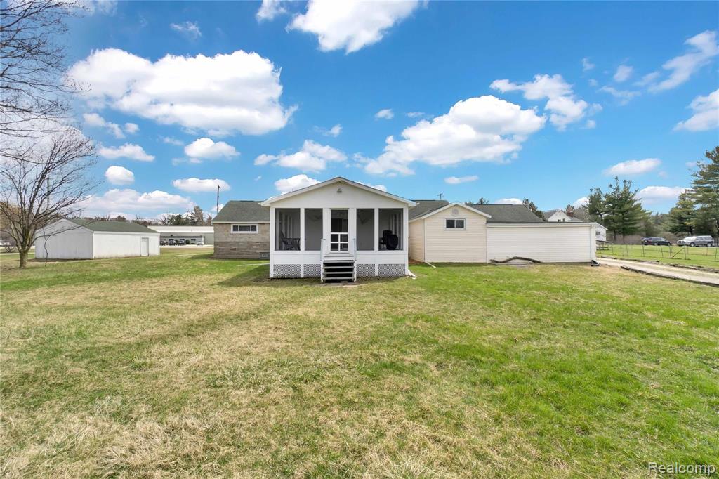5428 Gratiot Avenue, St. Clair, MI 48079 — Photo 3