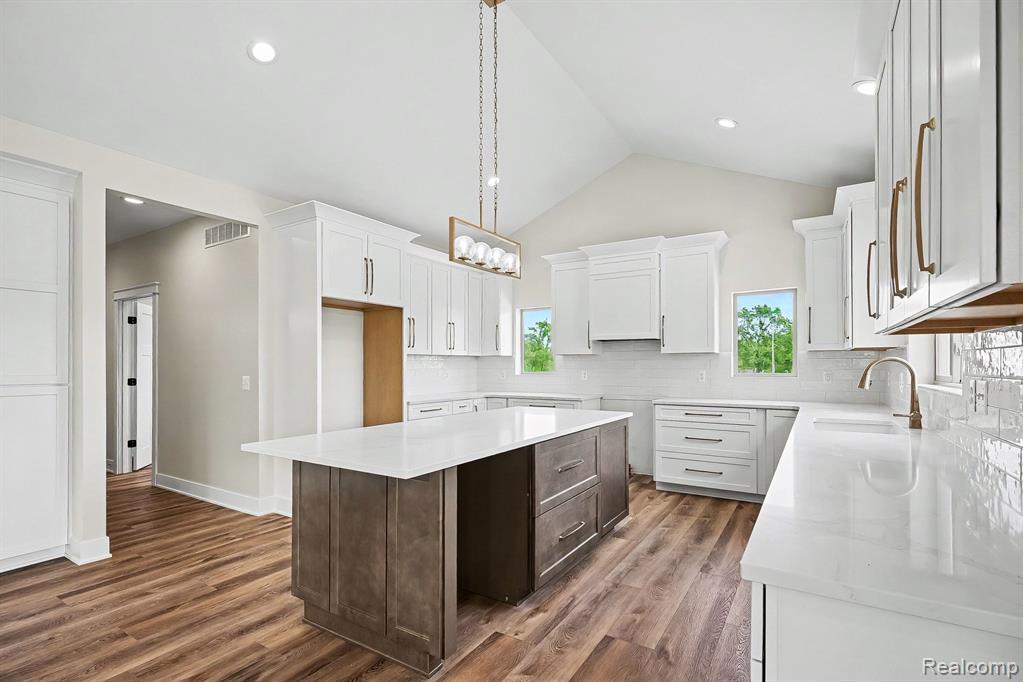 57560 Omo Road, Ray, MI — Photo 12
