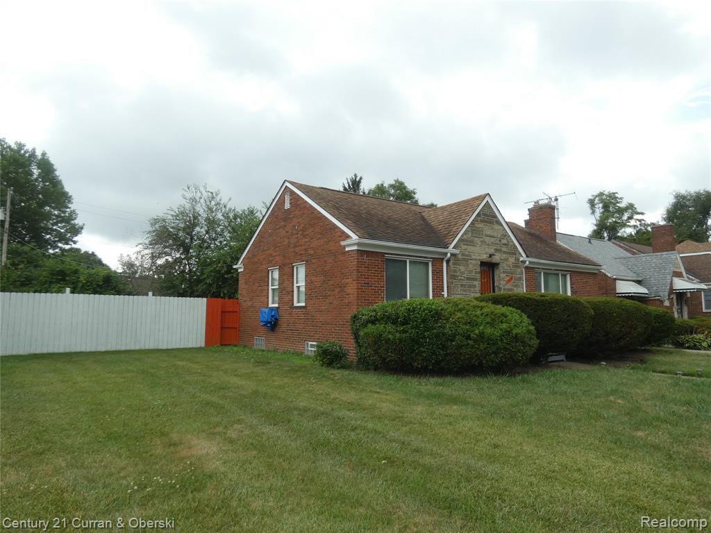 11294 Engleside Street, Detroit, MI 48205 — Photo 4