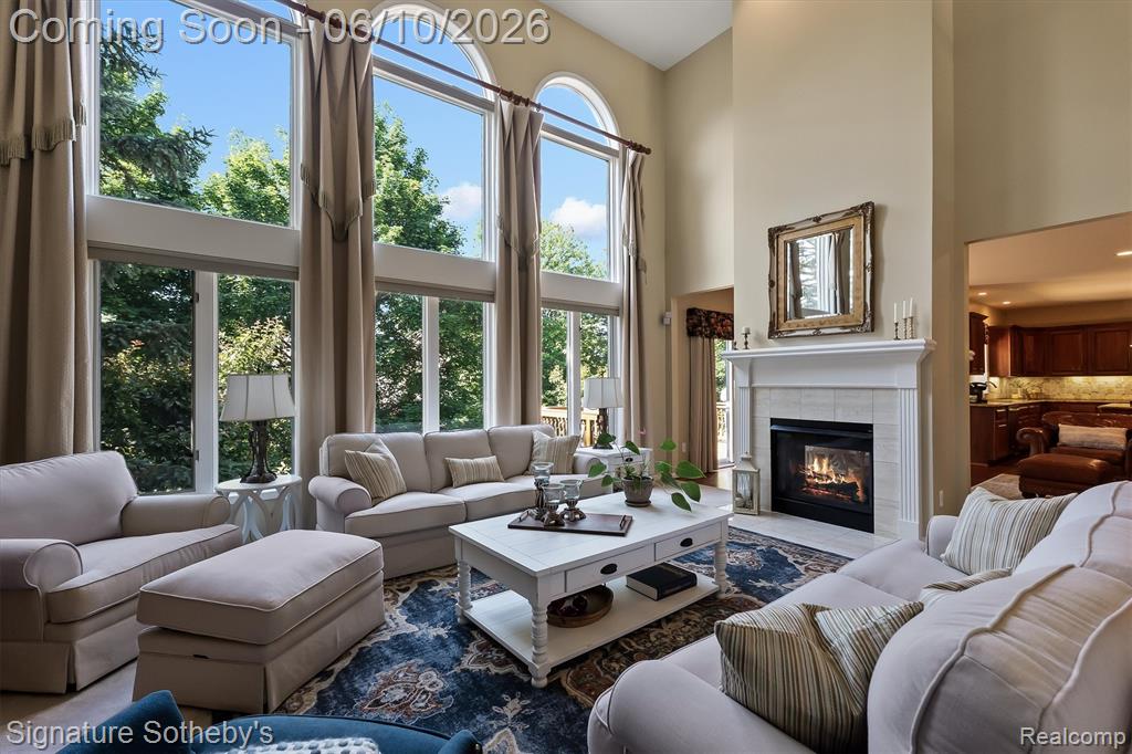 602 Appoline Court, Rochester, MI 48307 — Photo 2