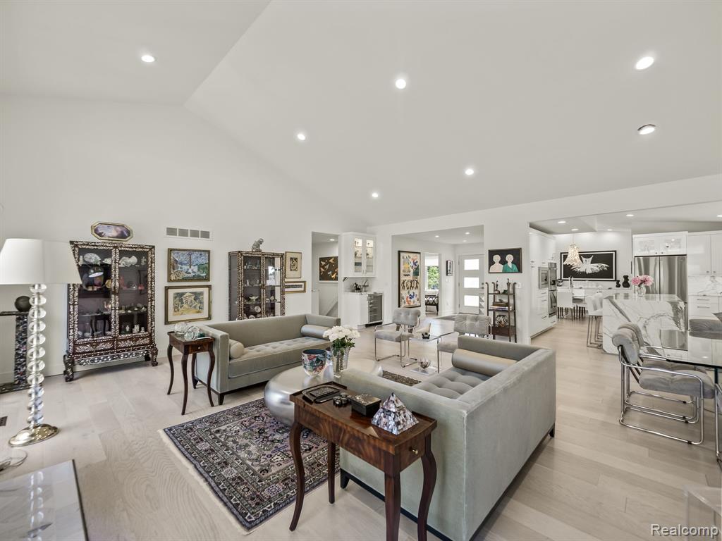 6420 Apple Grove Lane, Bloomfield Hills, MI 48301 — Photo 10
