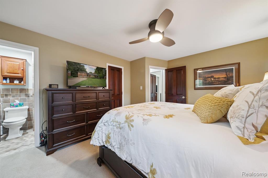 425 Kendry Avenue, Bloomfield Hills, MI 48302 — Photo 25