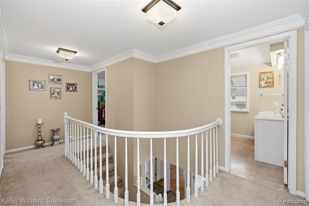 447 Antoinette Drive, Rochester Hills, MI 48309 — Photo 57