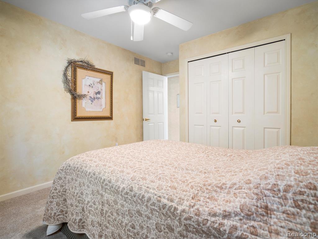 46311 BENTLEY Circle W, 51, Macomb, MI 48044 — Photo 11
